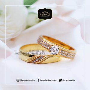 Cincin Kawin Tunangan Platinum Emas Kuning Solitare PT0076YG